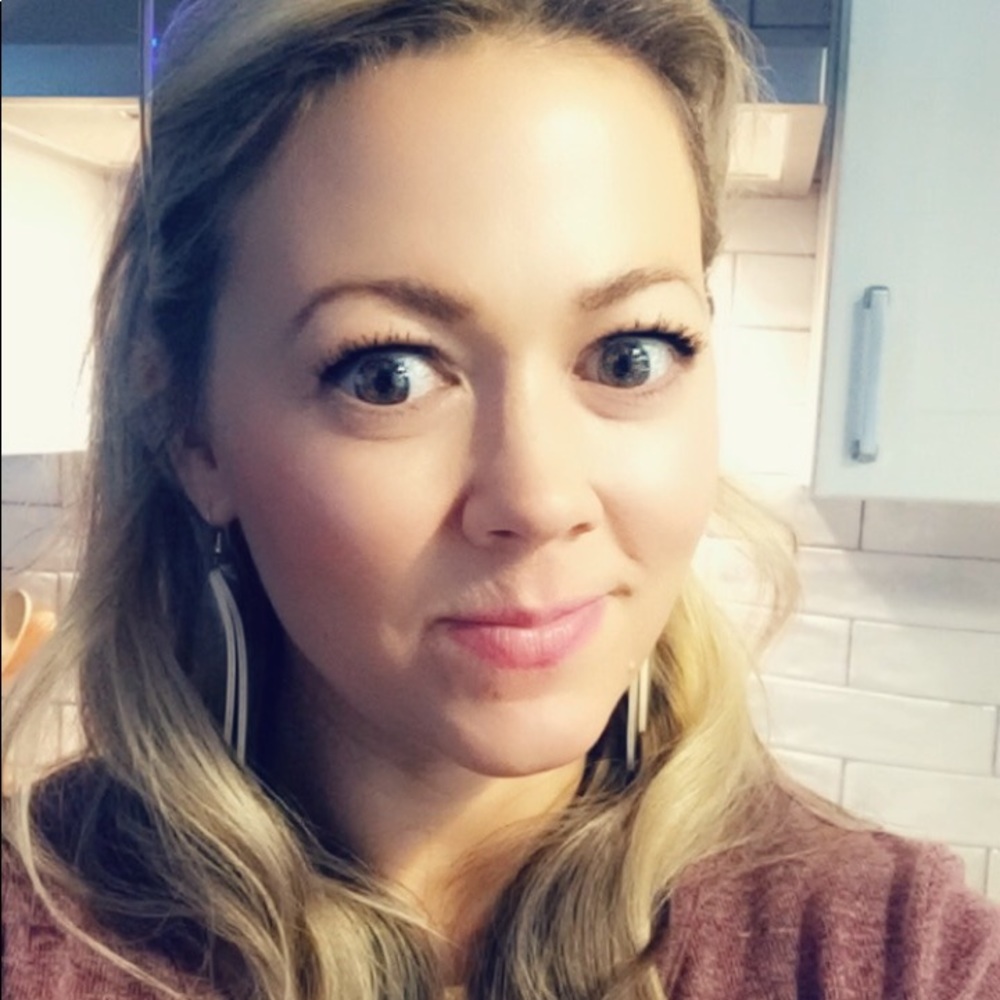 Meet your Posher, Jaclyn